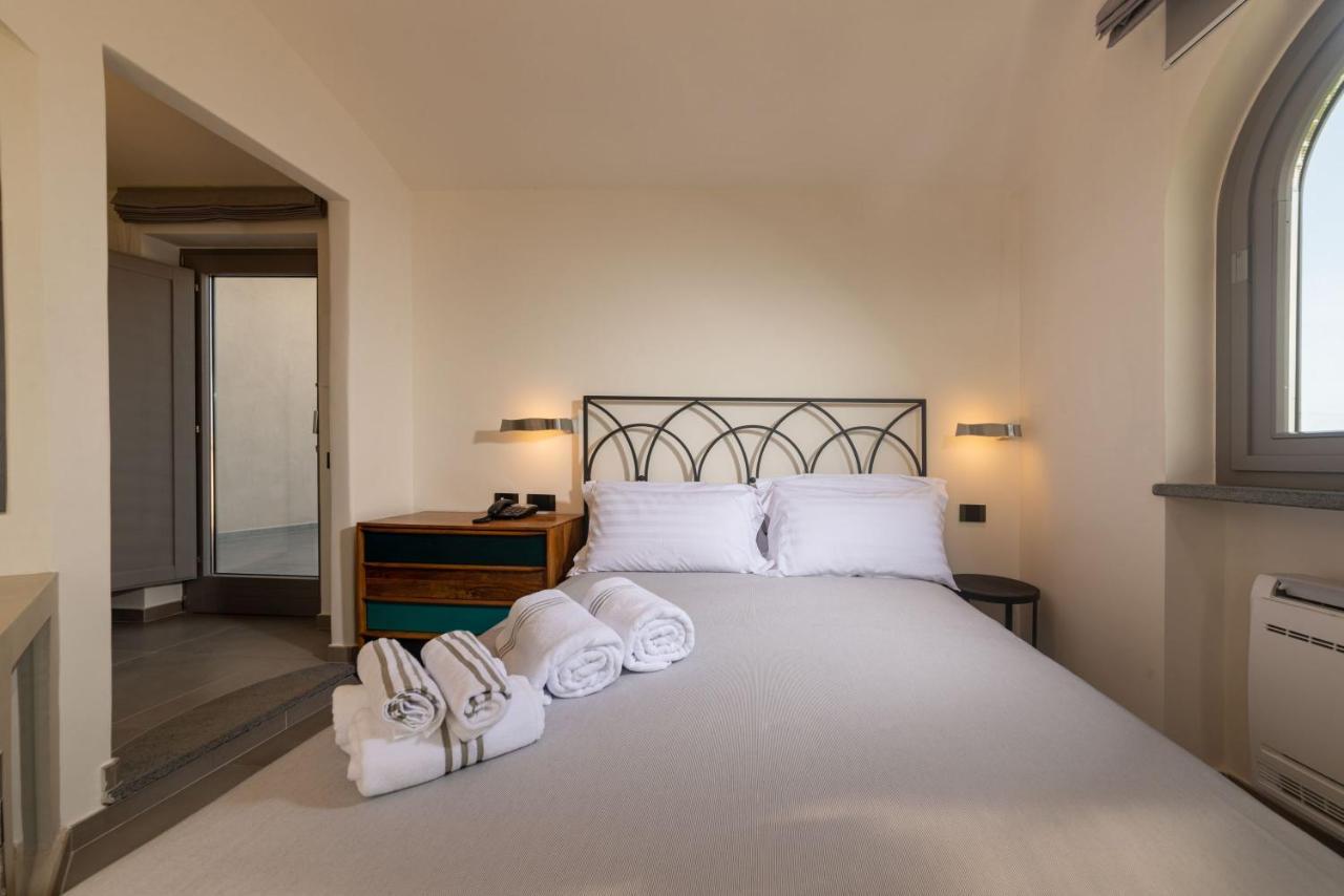 Insula Boutique Hotel Procida Extérieur photo